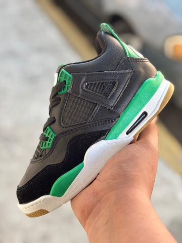 Jordan RETRO 4 SB