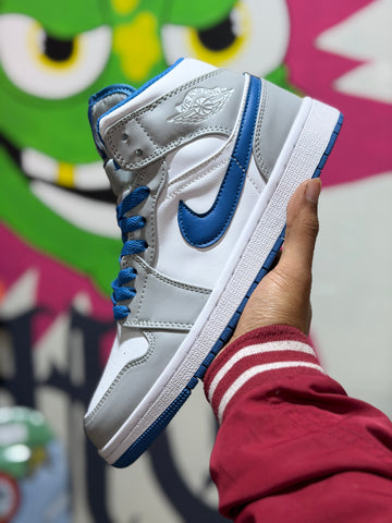 R1 Mid Gray and blue