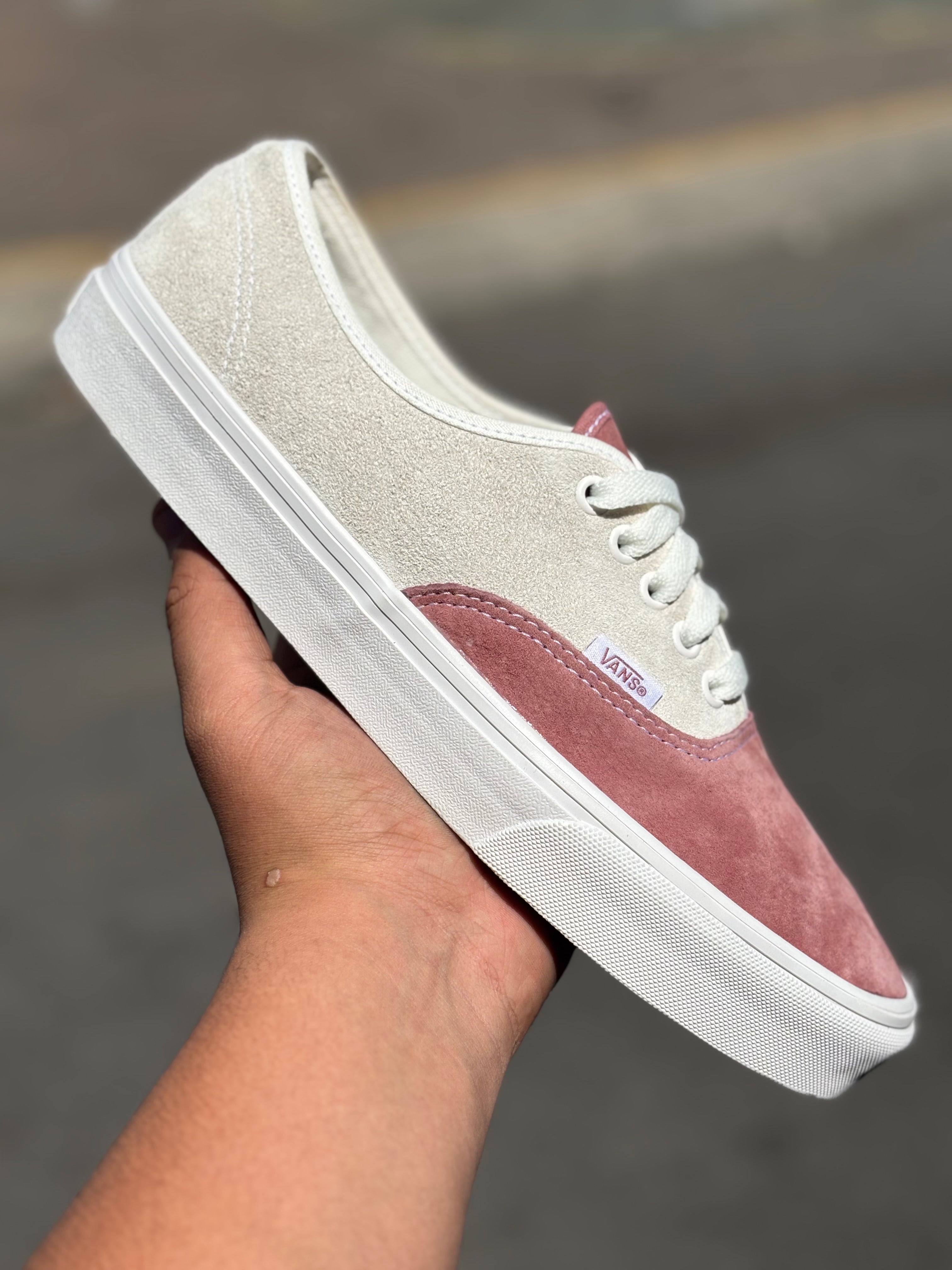 Vans Authentic Pig Suede