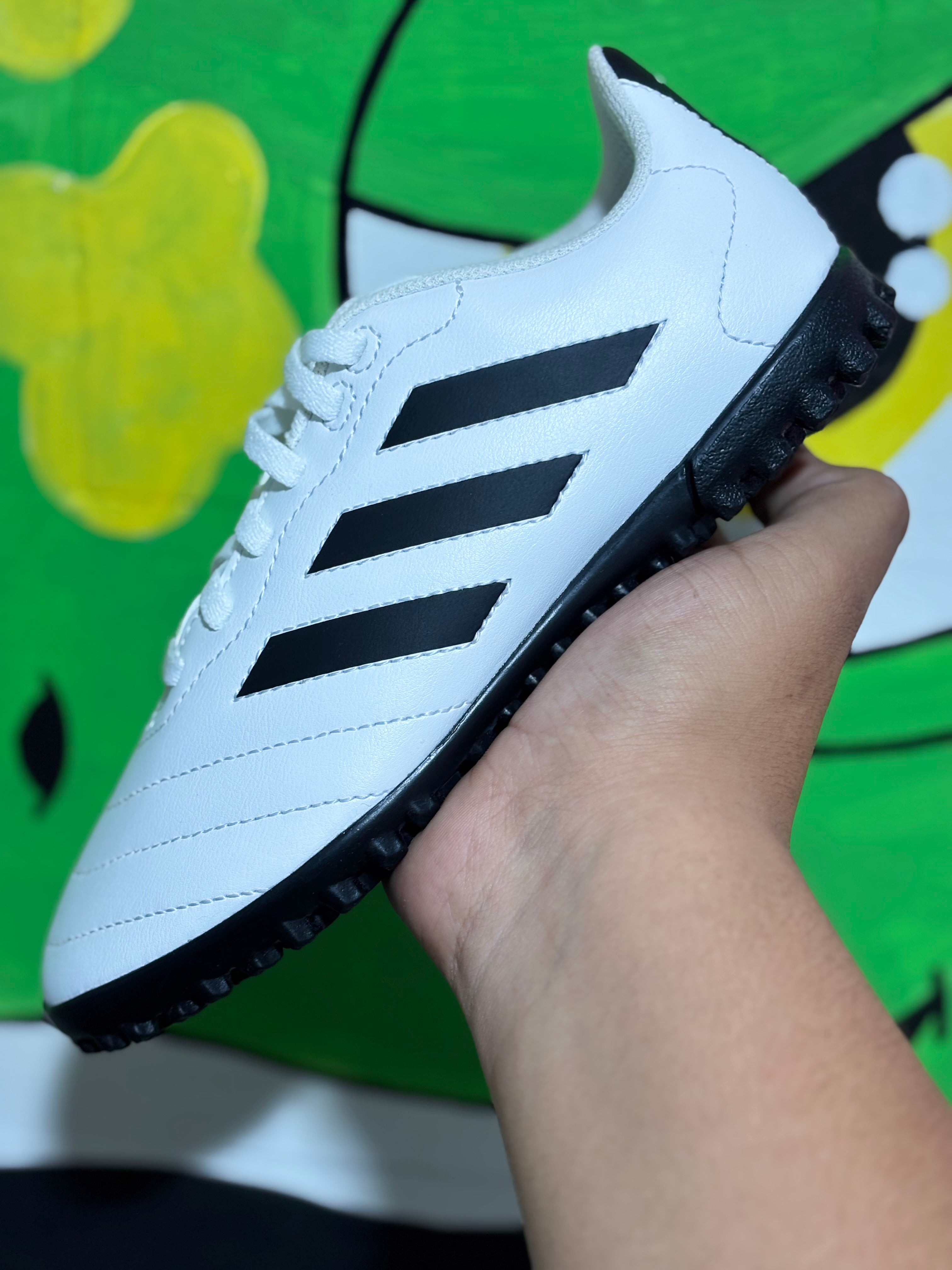 Adidas para futbol