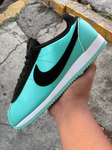 Nike cortes verde menta