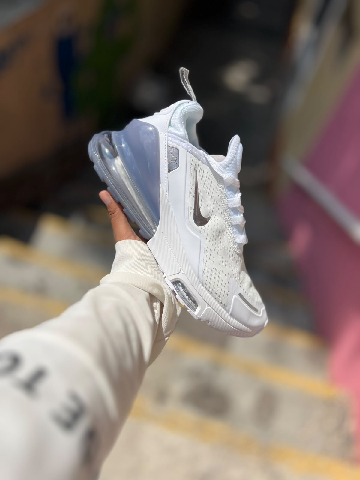 Air Max 270