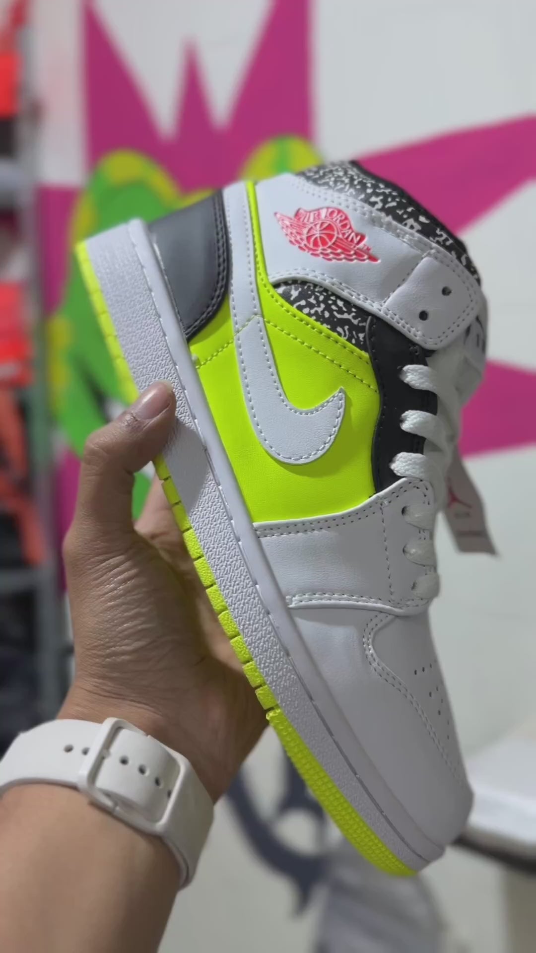 R1 Mid yellow/Orange