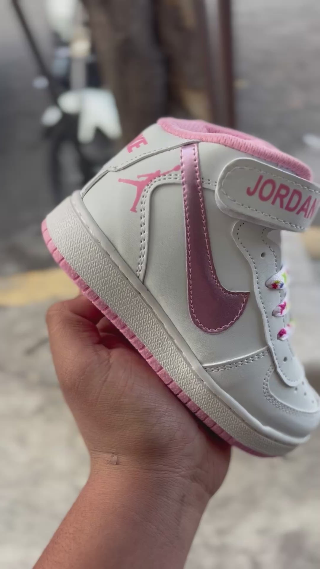 Jordan retro 1 rosa