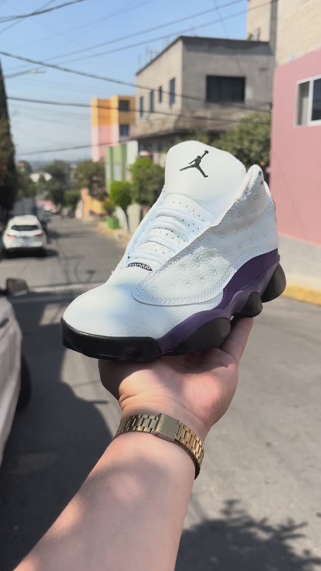 R 13 blanco , morado