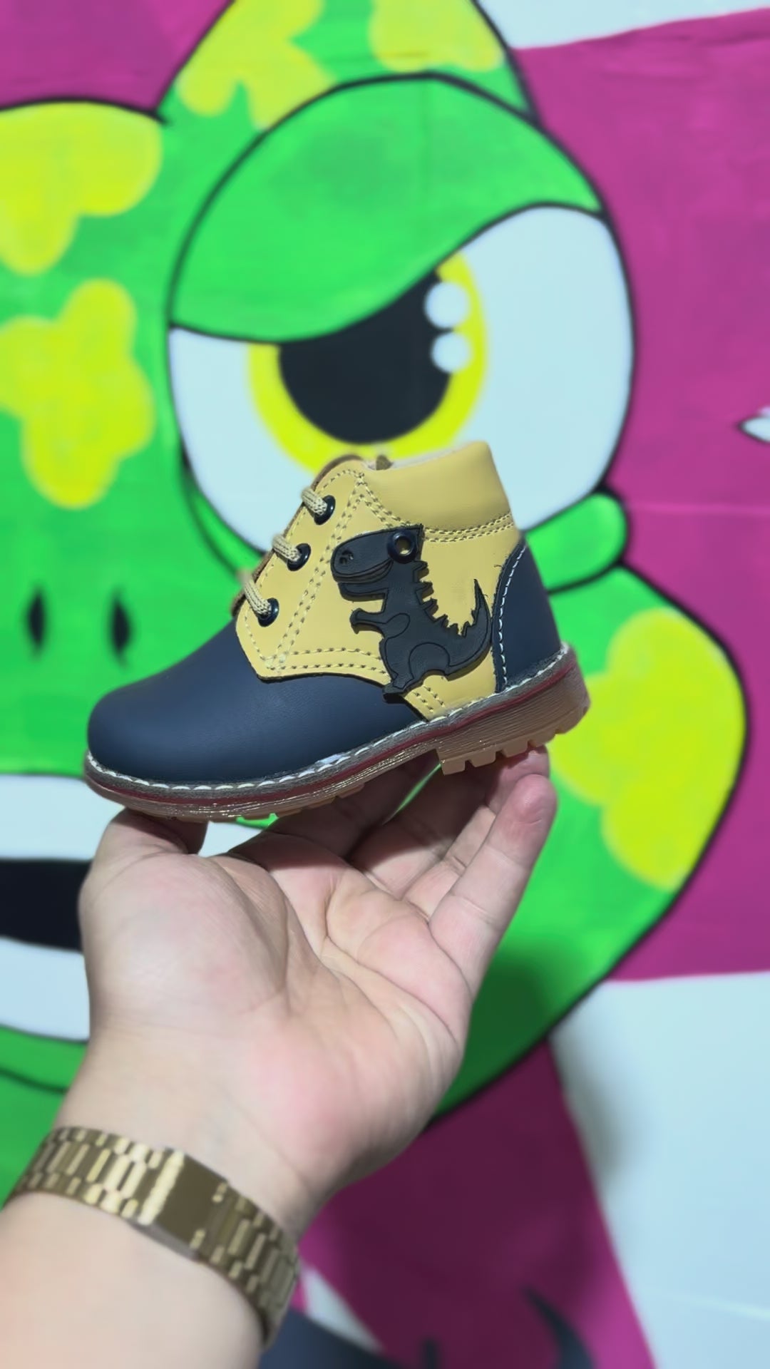 Botas de dinosaurio 🦖