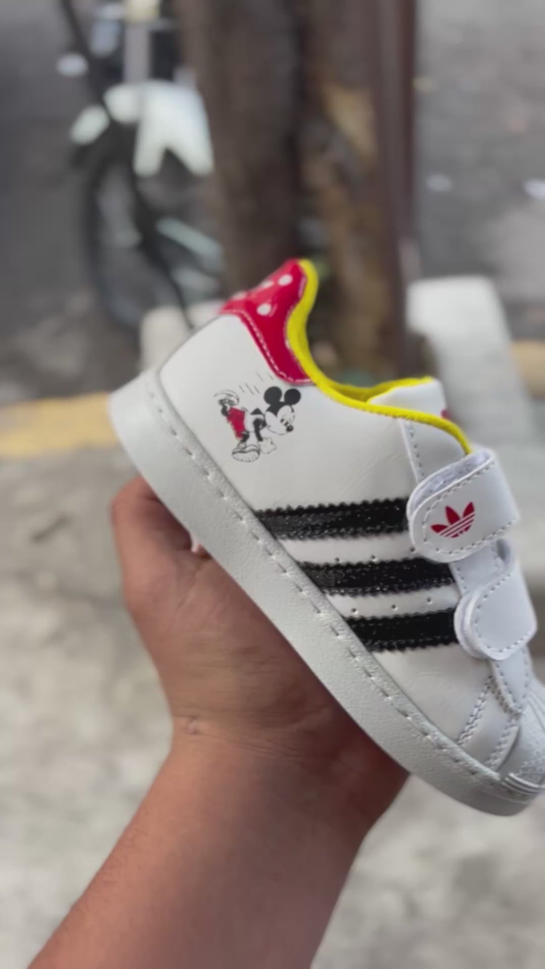 Adidas superstar Miki