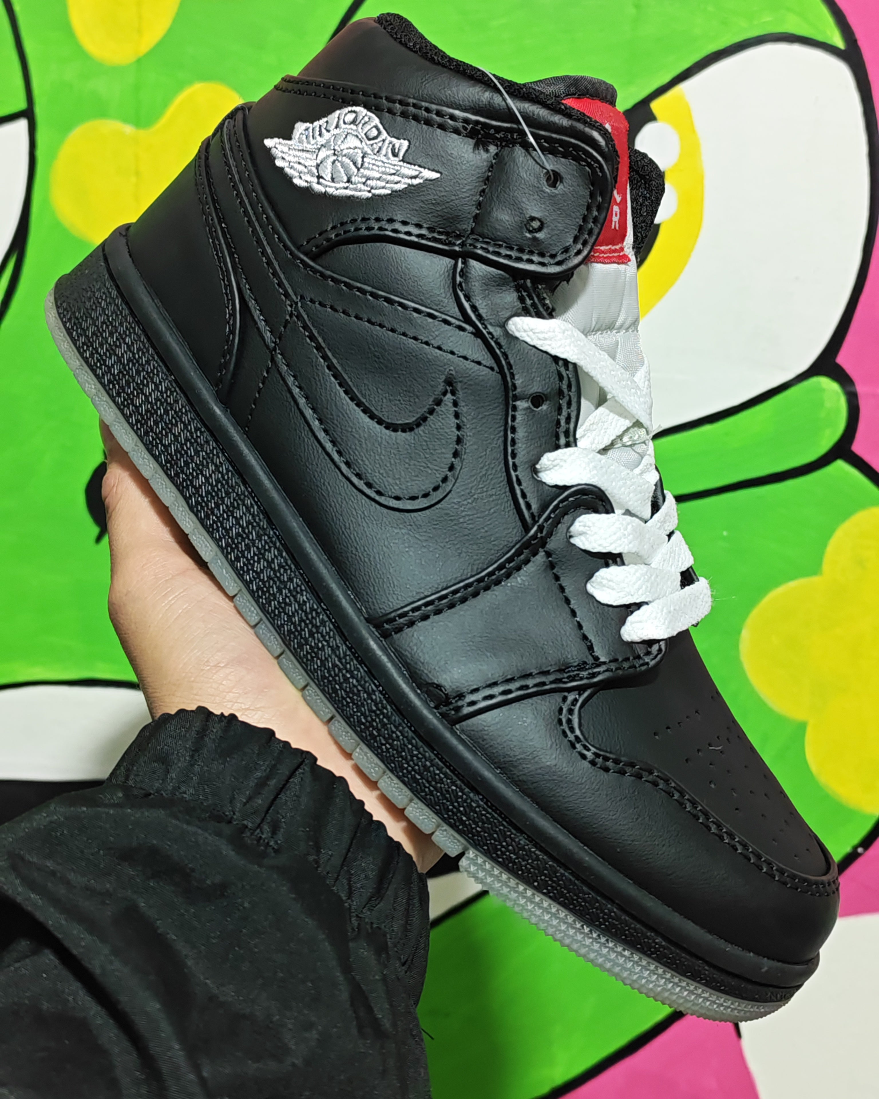 Retro 1 Mid SE Black/Metallic