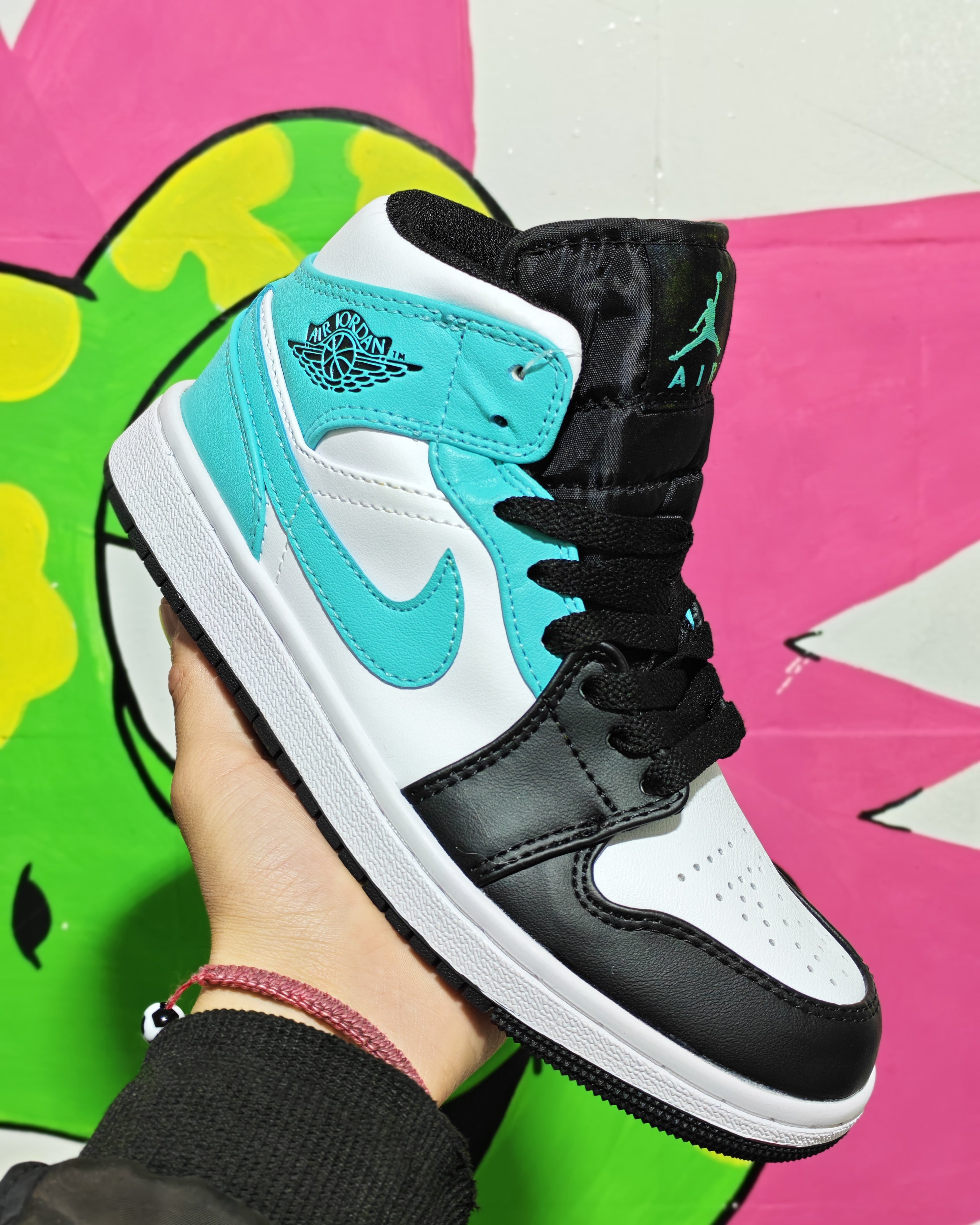 Retro 1 Tropical Twist