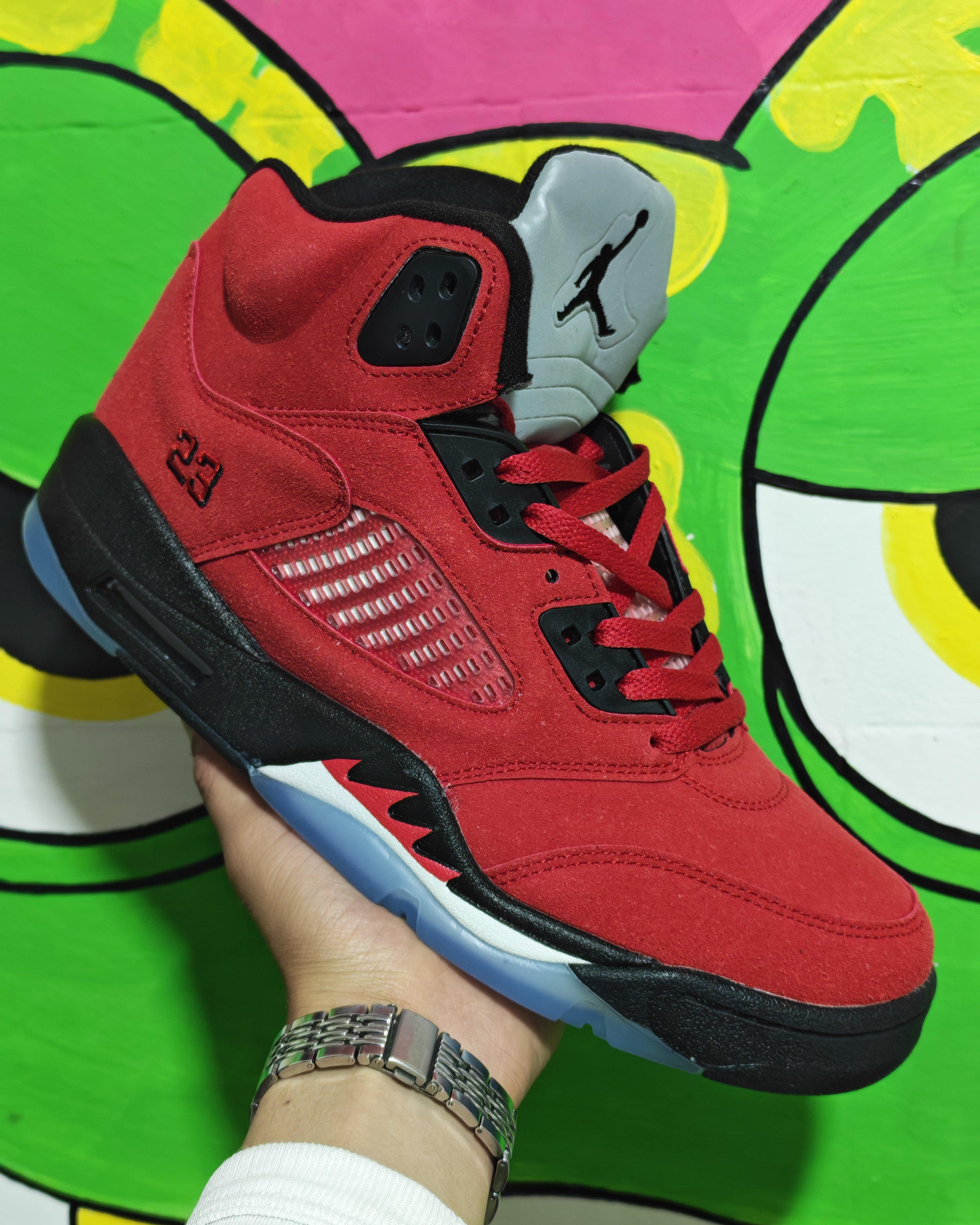 Retro 5 Raging Bull