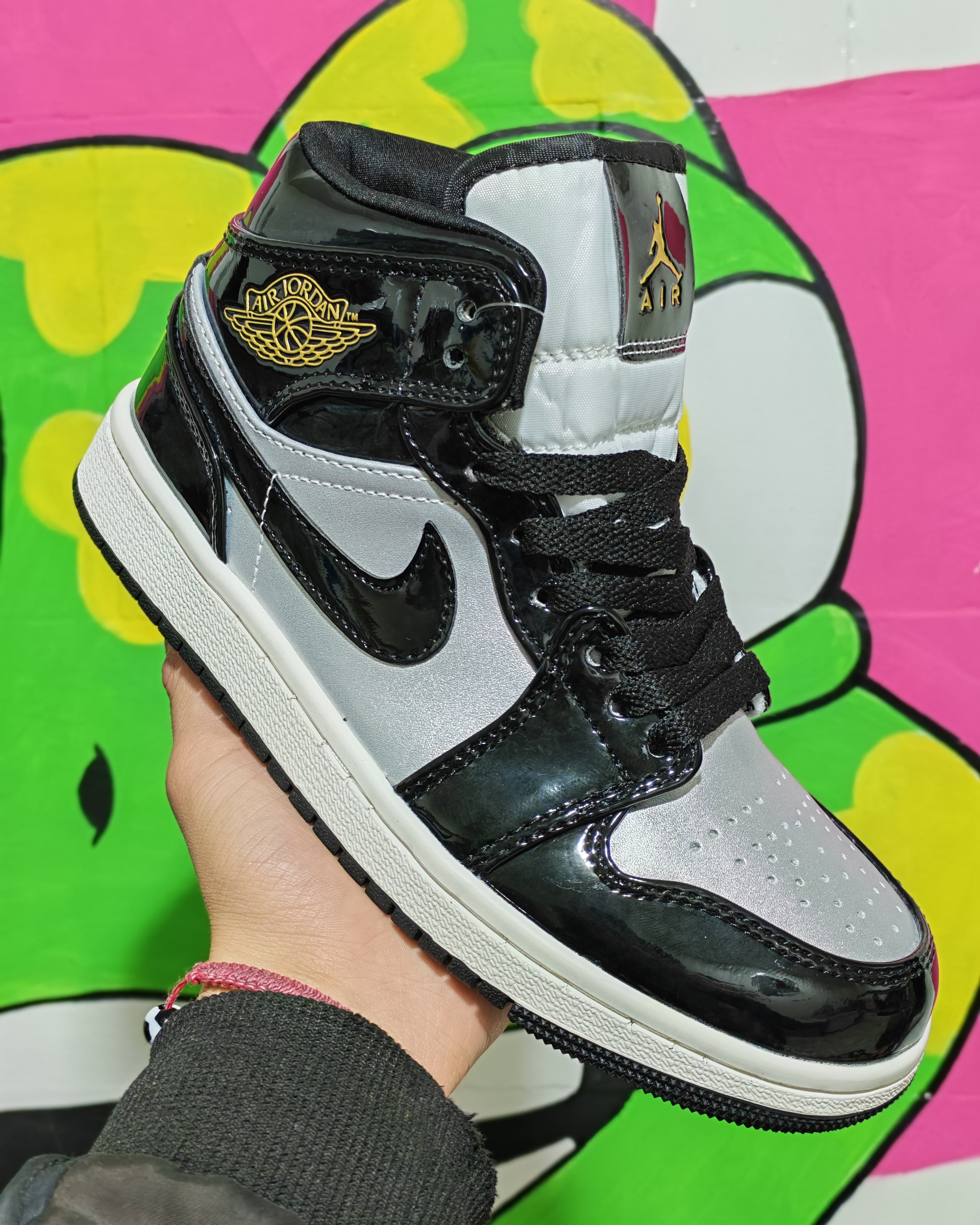 Retro 1 Mid