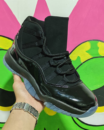 Retro 11 Cap and Gown