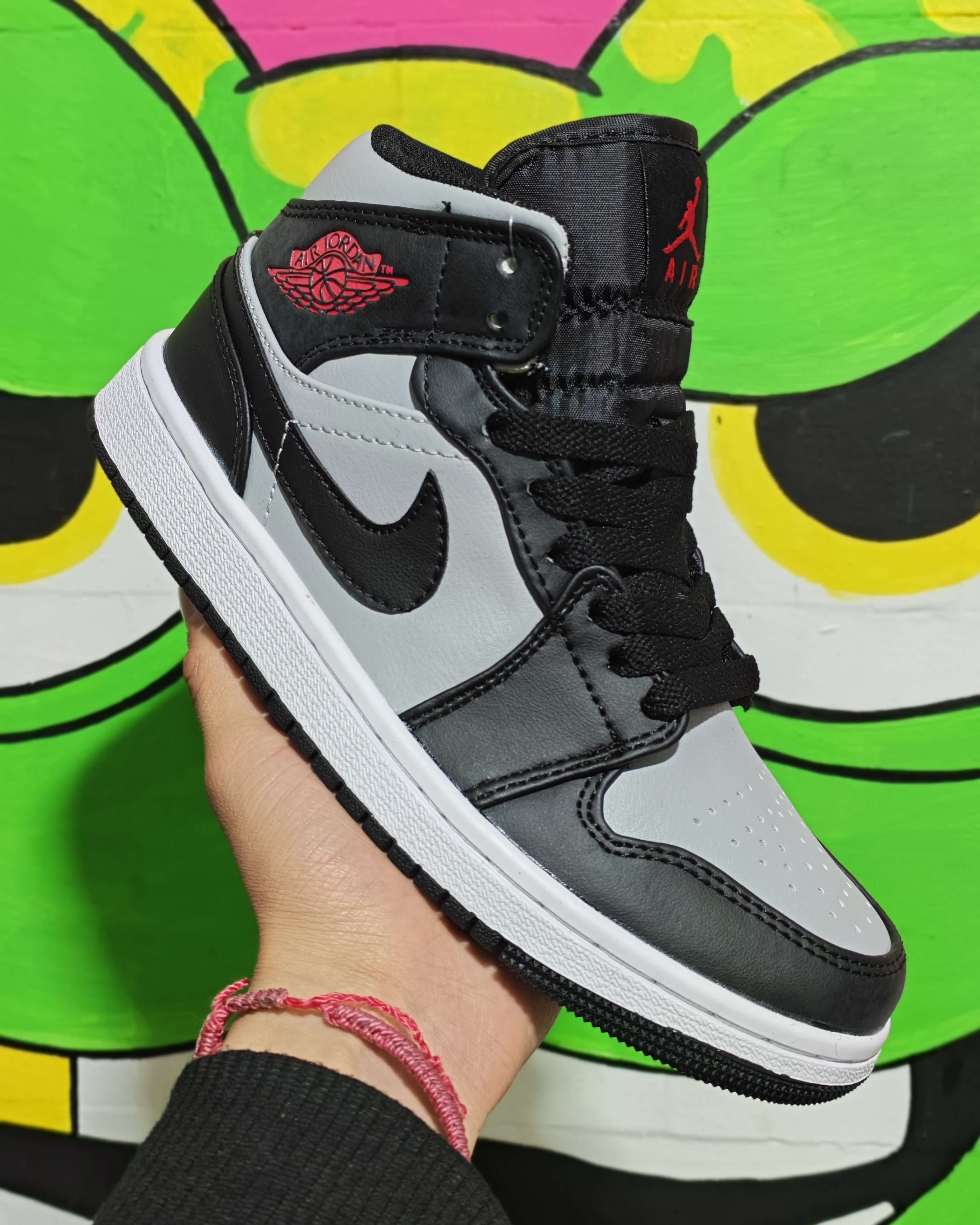 Retro 1 Mid