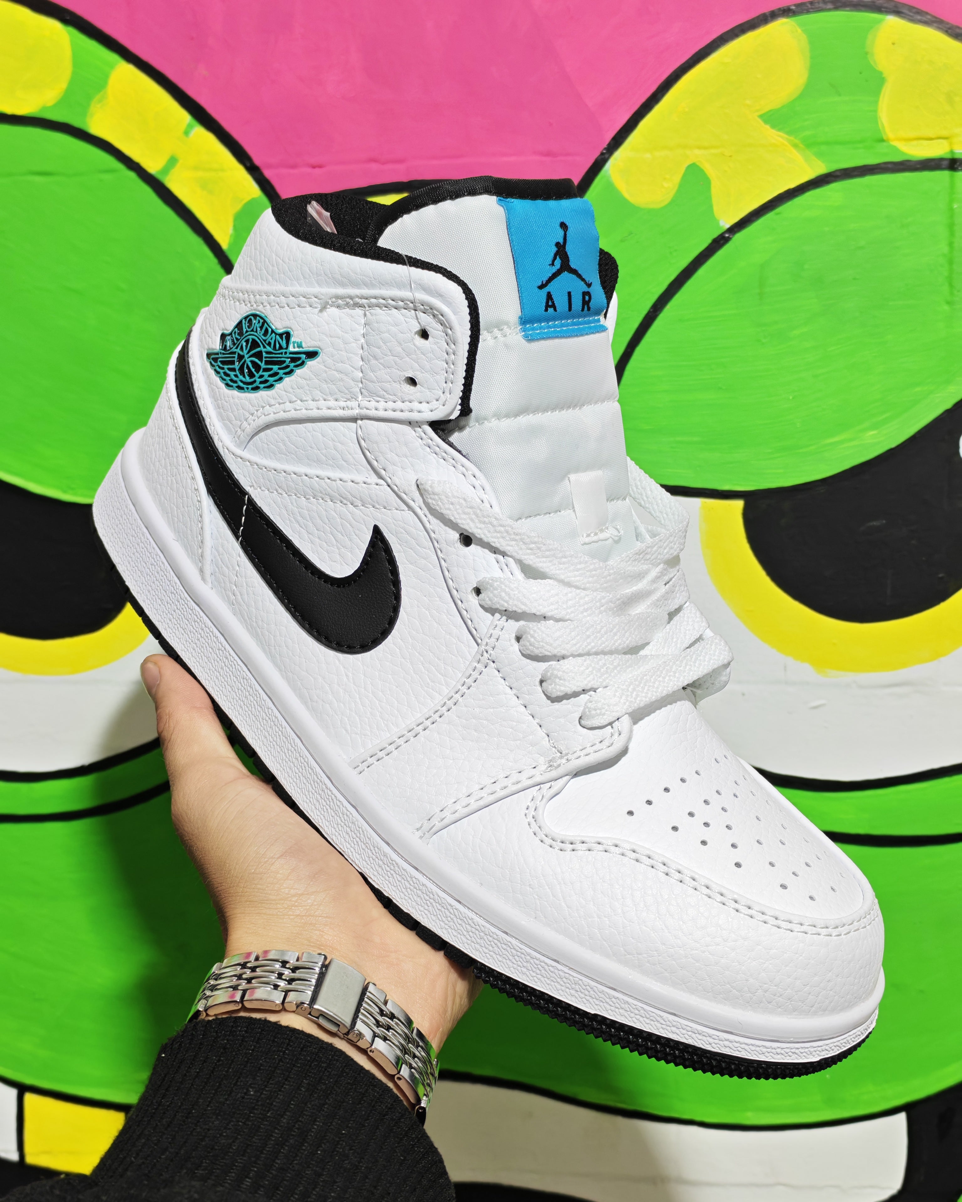 Retro 1 Hyper Jade
