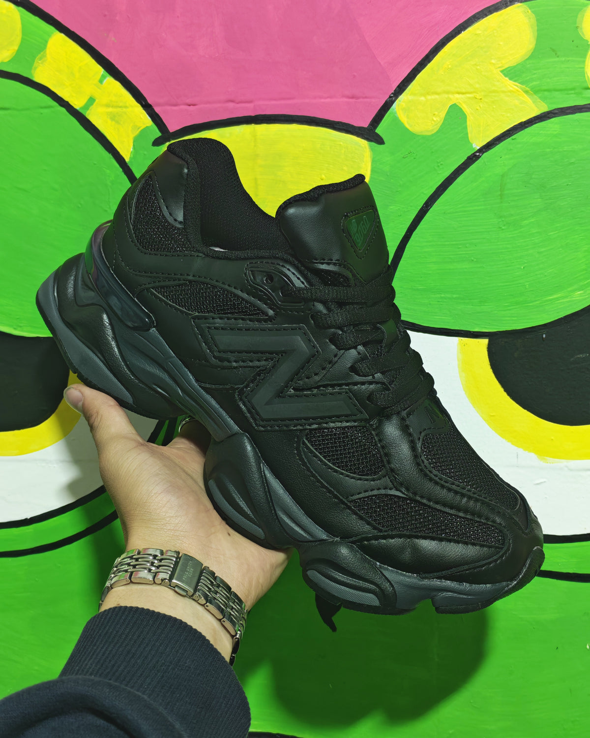New balance Black