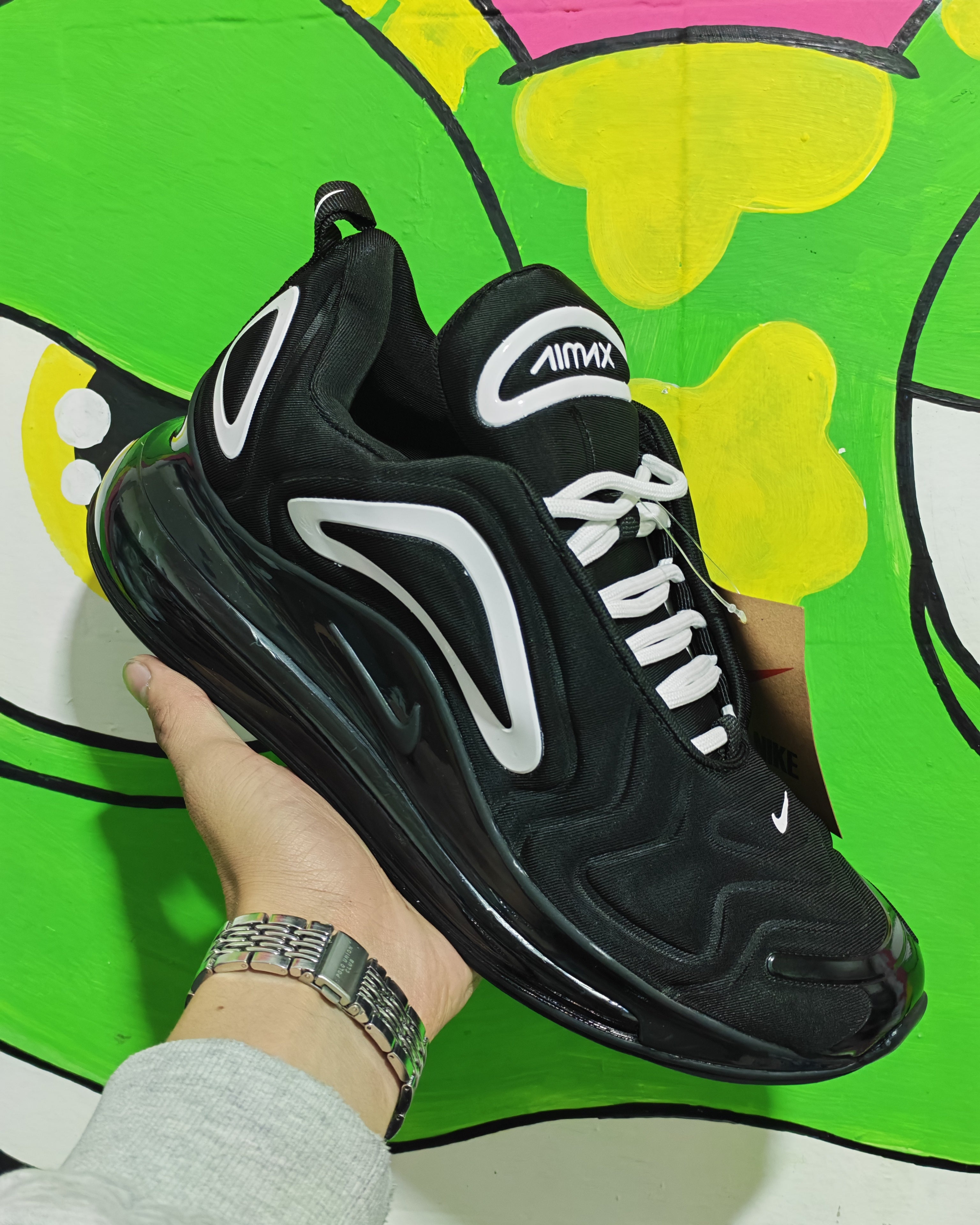 Air Max 720 Ballena Black/White